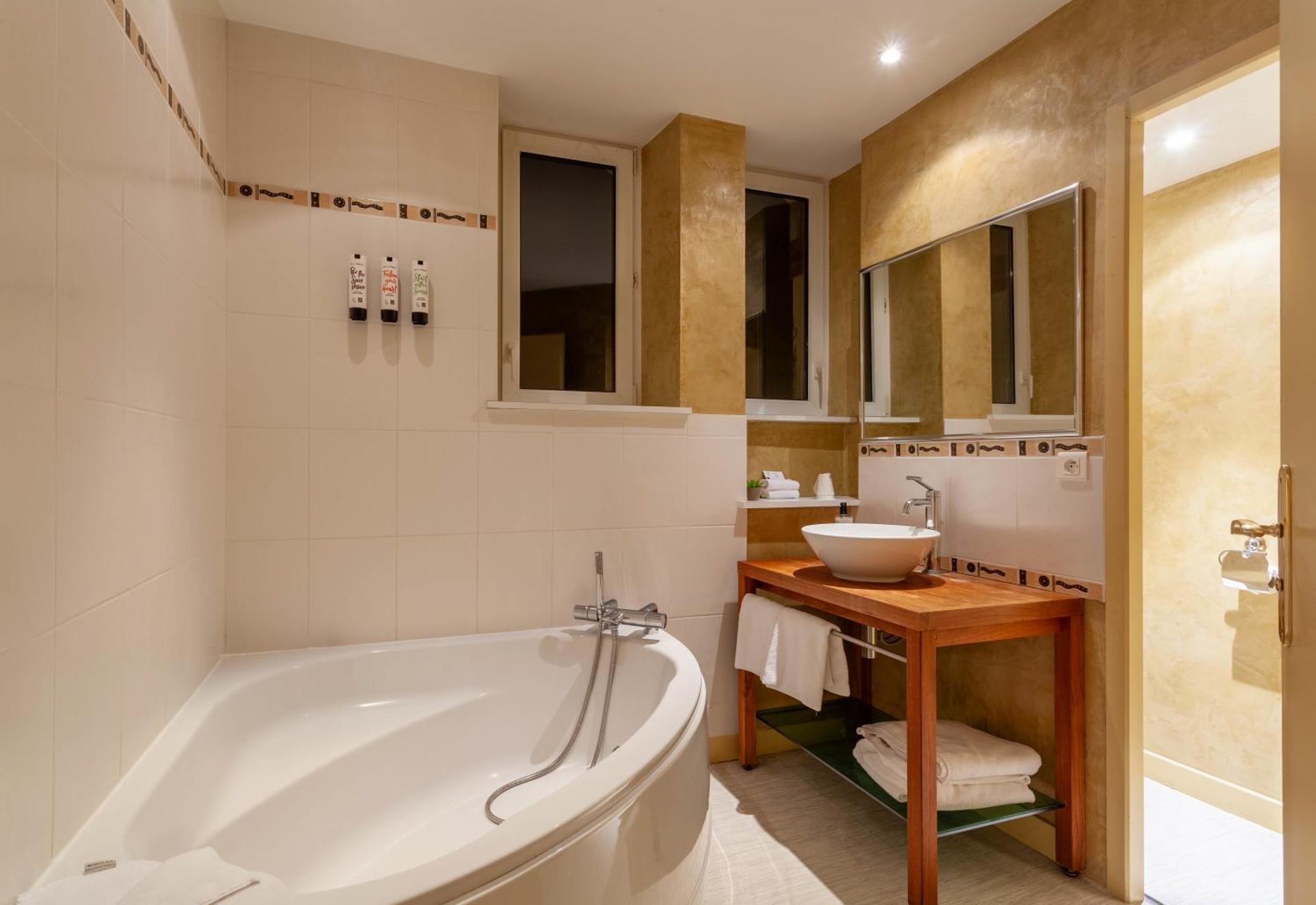 Providence Hotel Vittel Zewnętrze zdjęcie