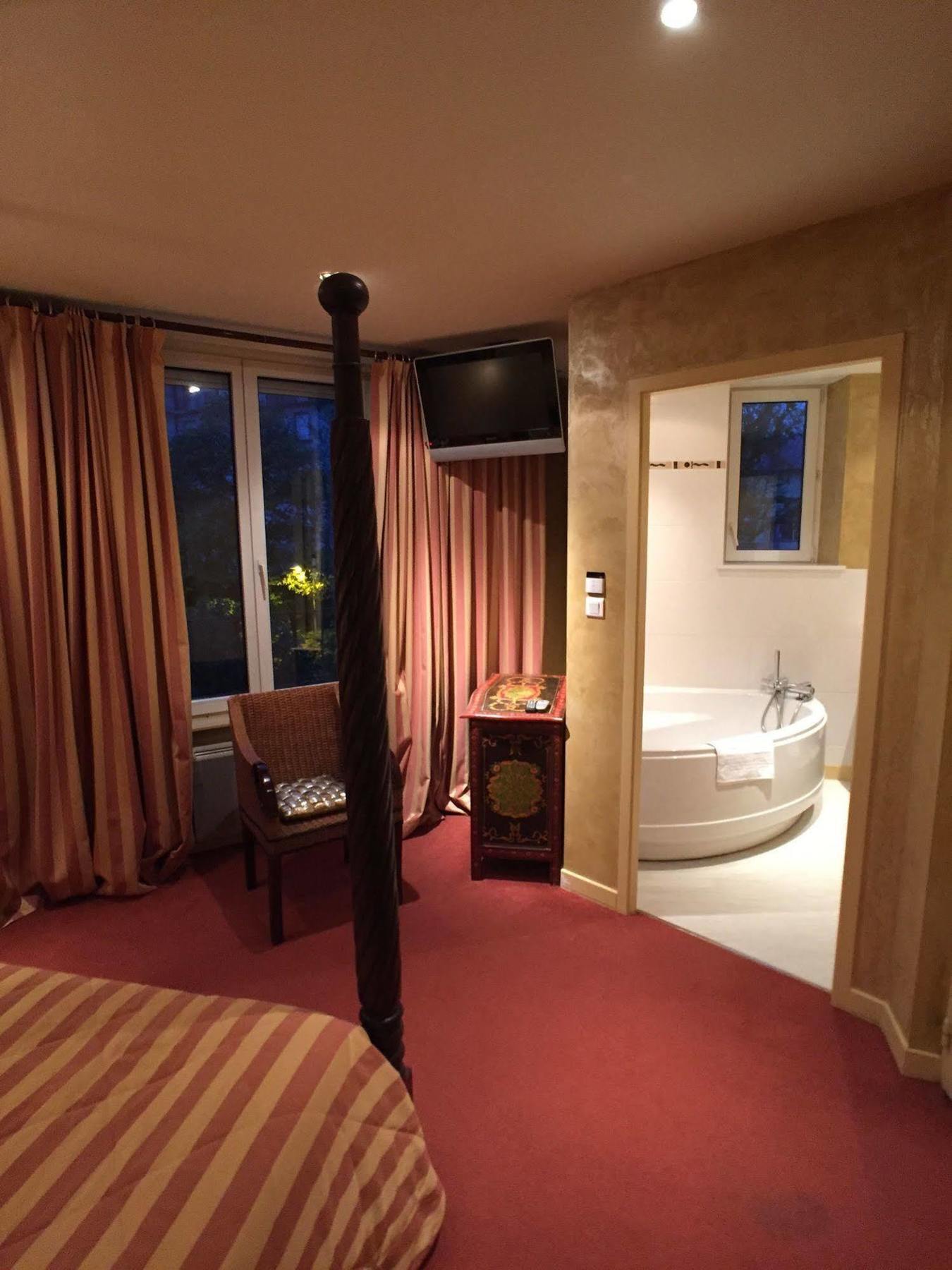 Providence Hotel Vittel Zewnętrze zdjęcie
